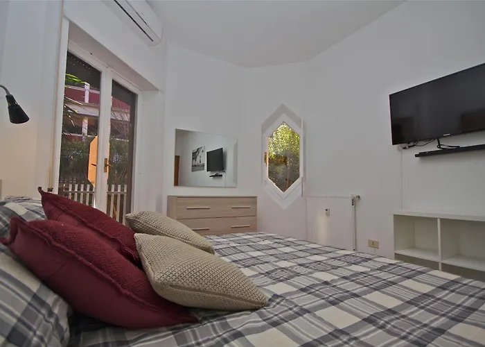 Porta Portese Apartment